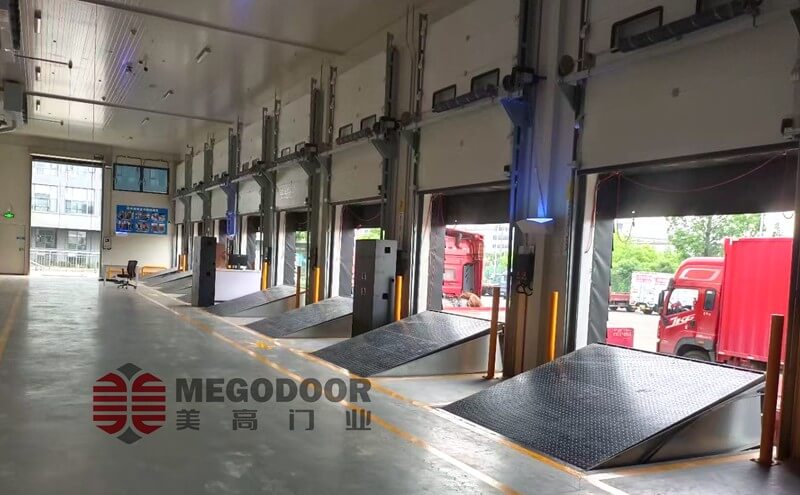 宁波高效物流解决方案：电动液压式装卸货升降平台插图1