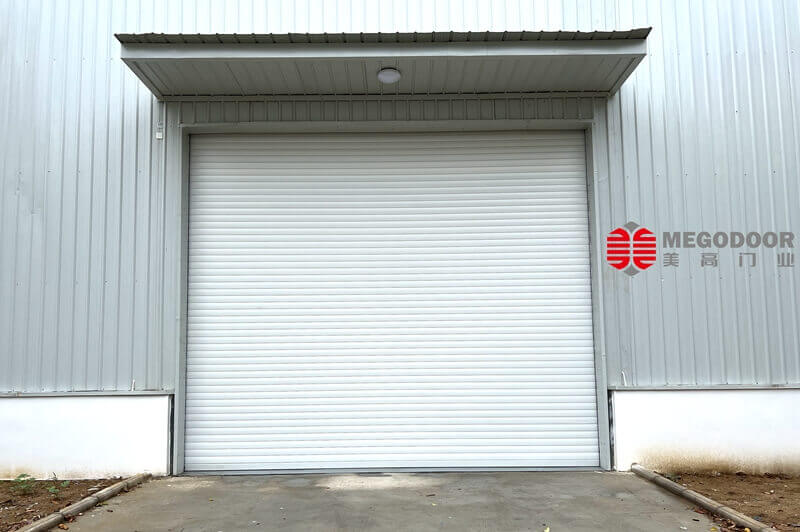 宁波存储仓库保温工业提升门：空间优化与高效保温的完美结合缩略图