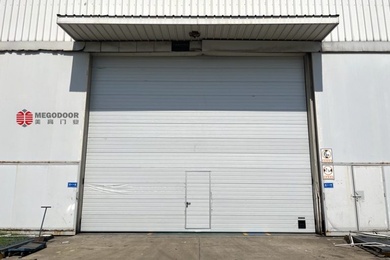 宁波厂房防盗工业提升门：安全与美学的工业典范缩略图