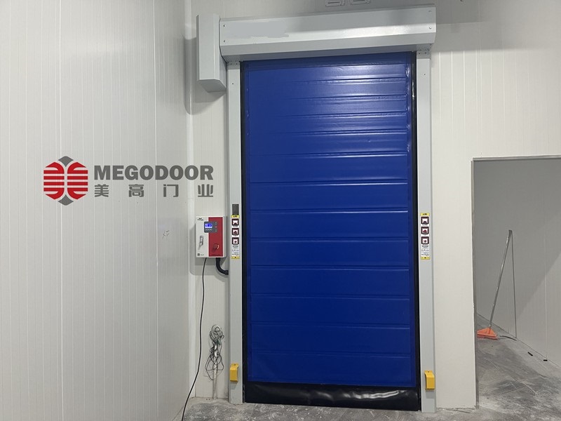 宁波冷库环境下的冷凝水解决方案：美高防冷凝快速卷帘门系统插图