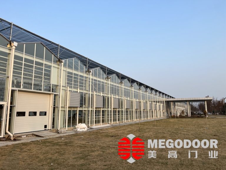 温室大棚用快速门、保温提升门怎么选？美高门业助力宁波温室环境稳定运行缩略图
